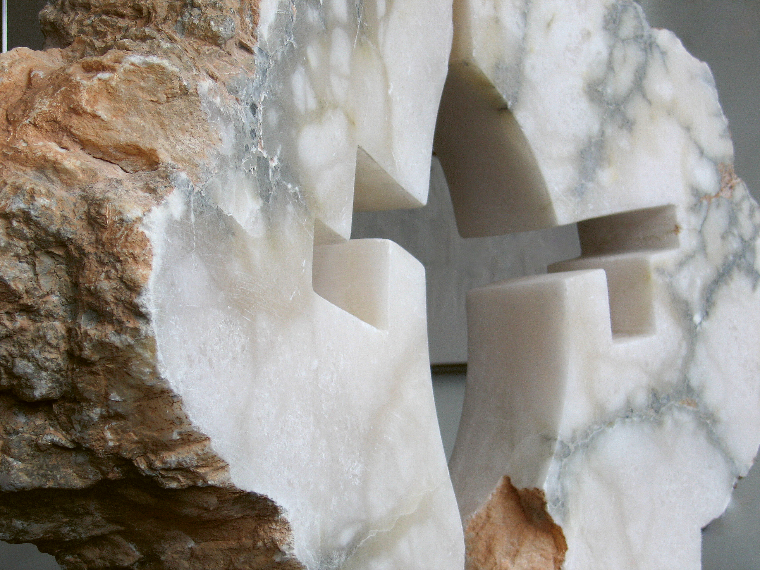 Skulptur aus Alabaster, Vacío diáfano, Ansicht 2